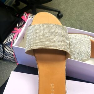 New ladies madden girl glitter sandals never worn